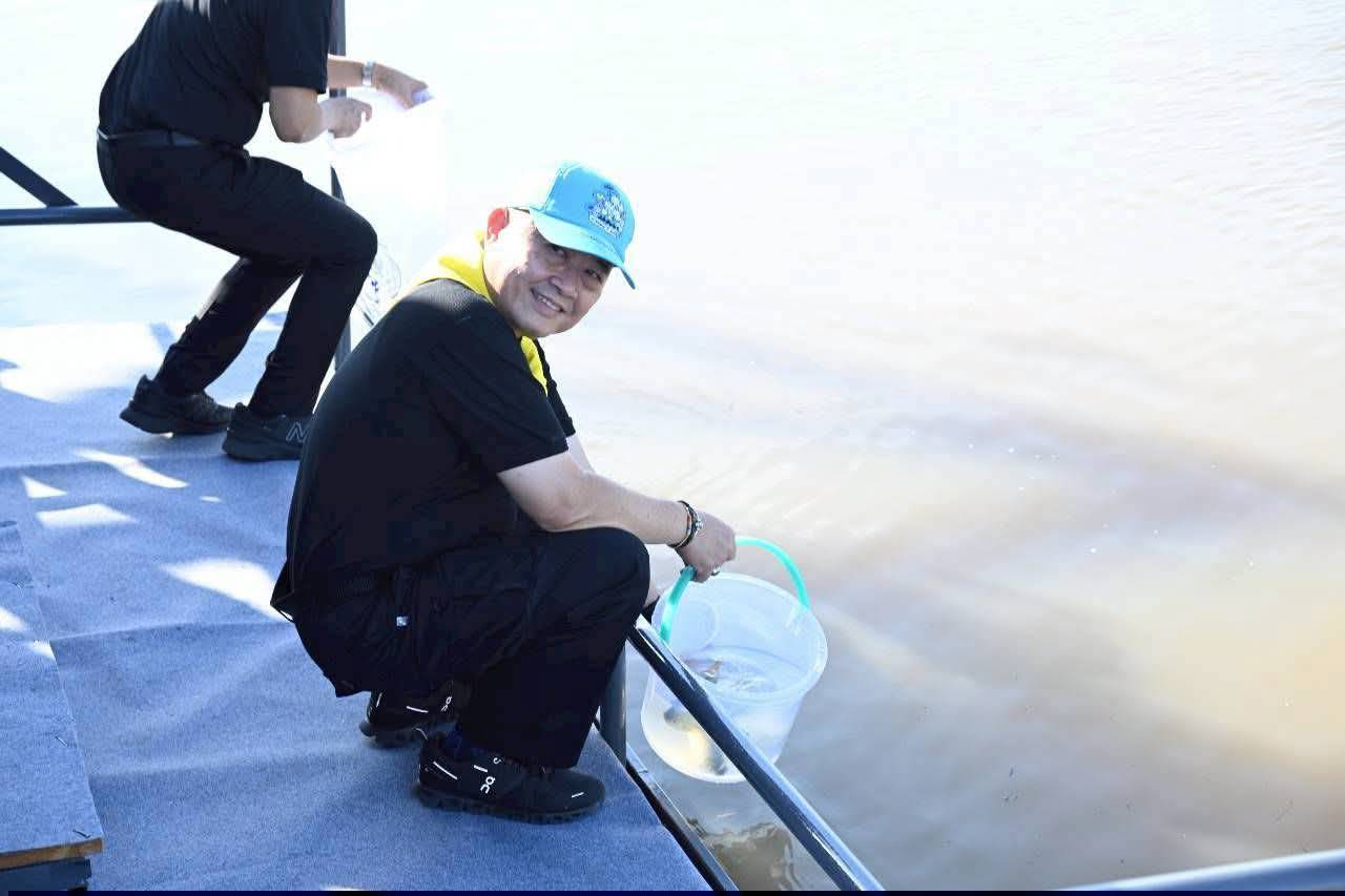 title - ส.ป.ก. เข้าร่วมโครงการจิตอาสาพัฒนา กระทรวงเกษตรและสหกรณ์ “เราทำความดี ด้วยหัวใจ”เนื่องในโอกาสวันคล้ายวันพระบรมราชสมภพ พระบาทสมเด็จพระบรมชนกาธิเบศร มหาภูมิพลอดุลยเดชมหาราช บรมนาถบพิตร วันชาติ และวันพ่อแห่งชาติ 5 ธันวาคม 2568 ณ ศูนย์ส่งเสริมและพัฒนาอาชีพเสริมนอกภาคการเกษตร